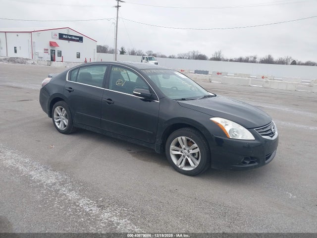 2011 NISSAN ALTIMA 3.5 SR