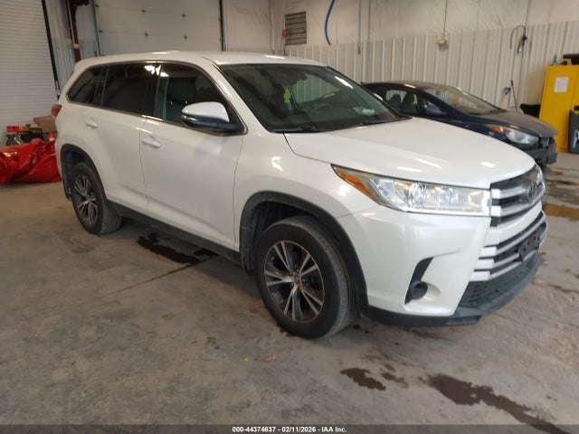 2019 TOYOTA HIGHLANDER LE