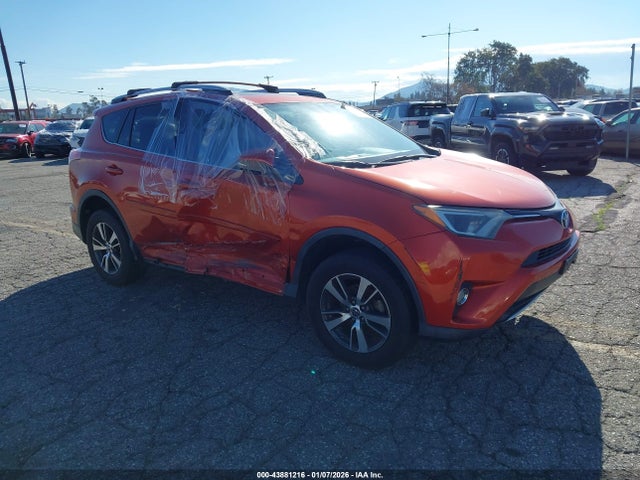 2016 TOYOTA RAV4 XLE