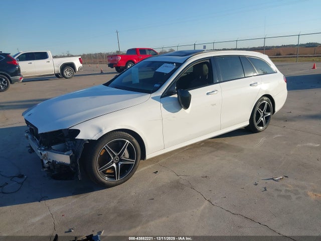 MERCEDES-BENZ E-CLASS - 2