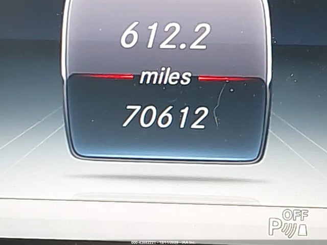 MERCEDES-BENZ E-CLASS - 7