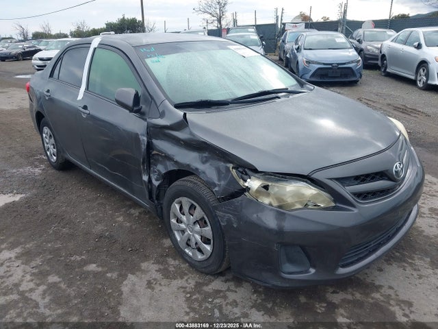 2011 TOYOTA COROLLA LE