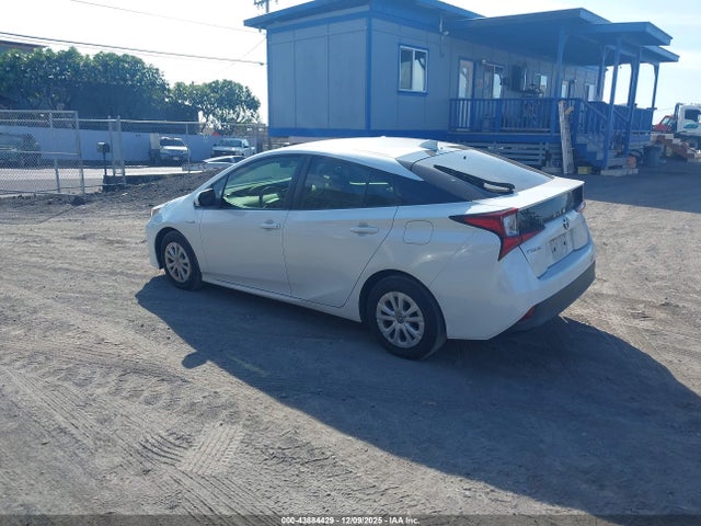 TOYOTA PRIUS - 3
