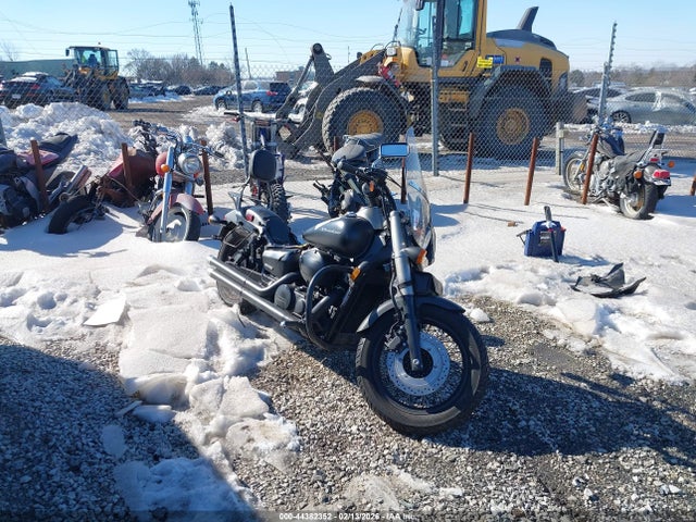 2013 HONDA VT750 C2B
