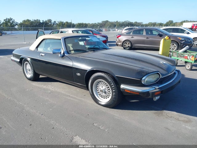 1992 JAGUAR XJ 