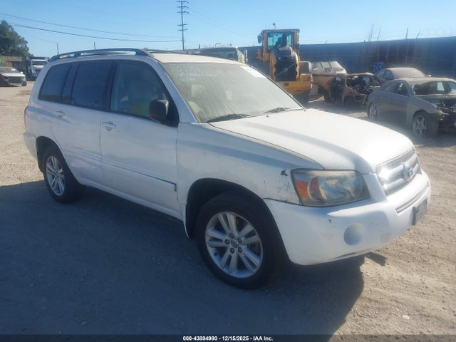 2006 TOYOTA HIGHLANDER V6