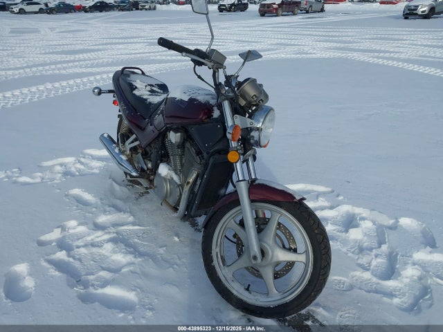 1990 SUZUKI VX800 