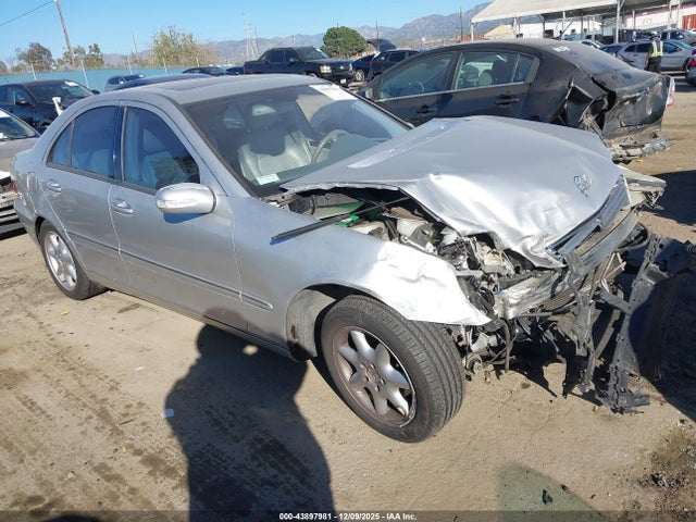 2002 MERCEDES-BENZ C 