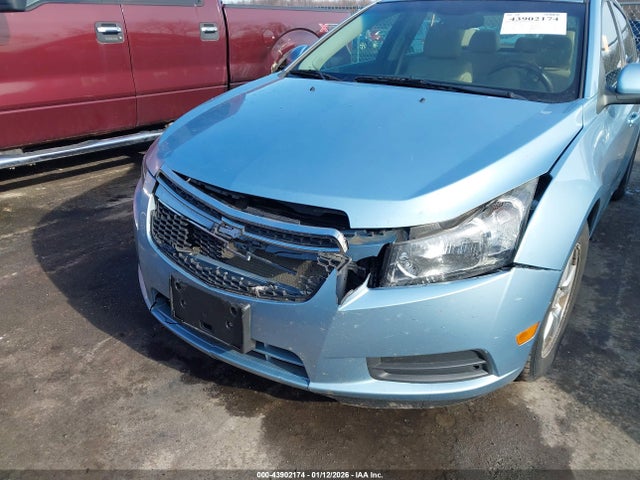 CHEVROLET CRUZE 2LT - 6