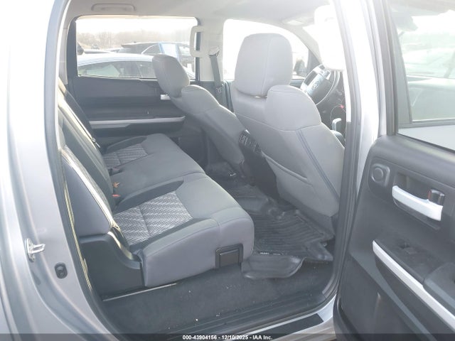 TOYOTA TUNDRA - 8