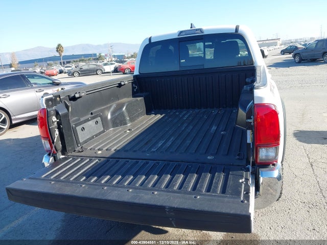 2018 TOYOTA TACOMA TRD OFF ROAD 16