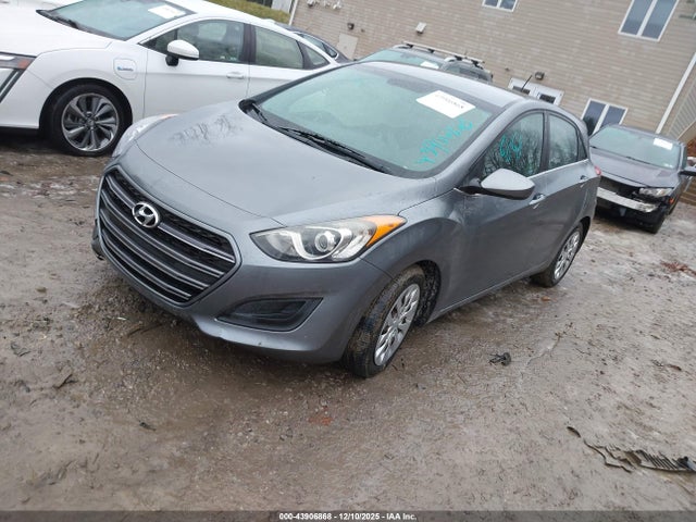 2016 Hyundai ELANTRA GT — фото 2