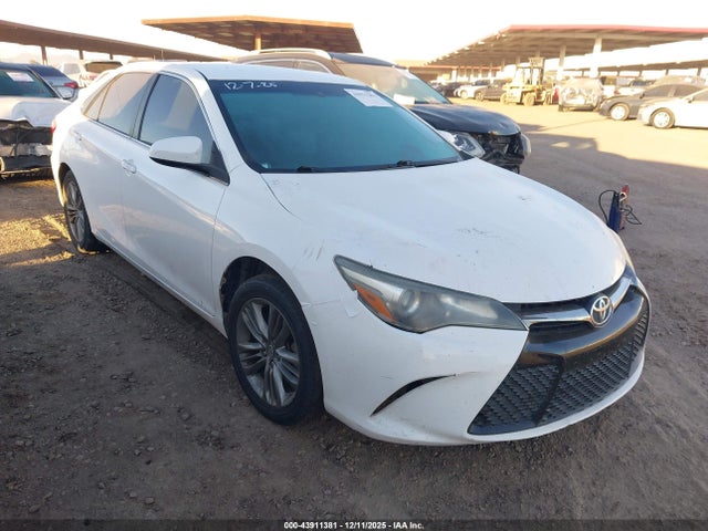 2017 TOYOTA CAMRY SE