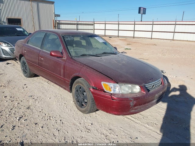 2000 TOYOTA CAMRY LE