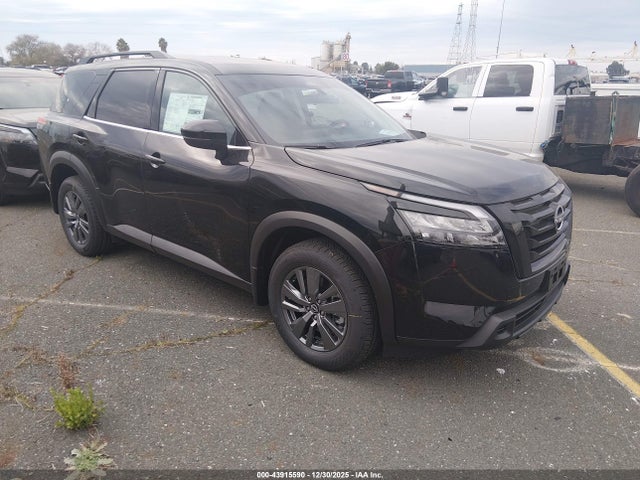 2025 NISSAN PATHFINDER SV 4WD