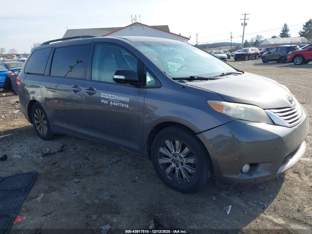 2013 TOYOTA SIENNA XLE 7 PASSENGER