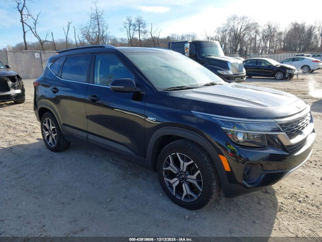 2021 KIA SELTOS EX