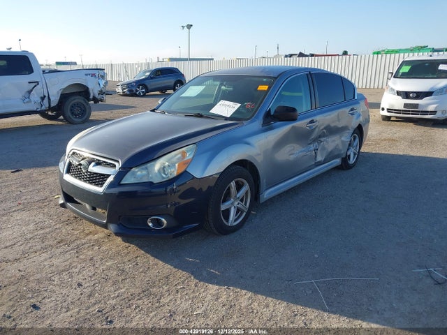 2011 Subaru LEGACY 2.5I — фото 2