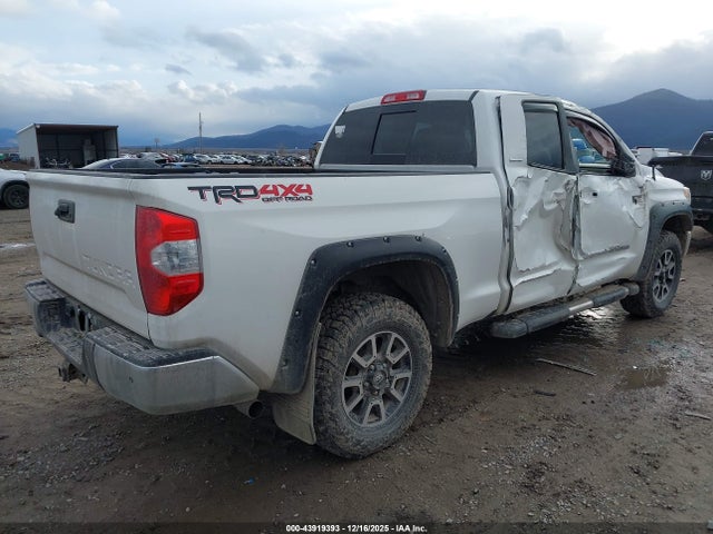 TOYOTA TUNDRA - 4