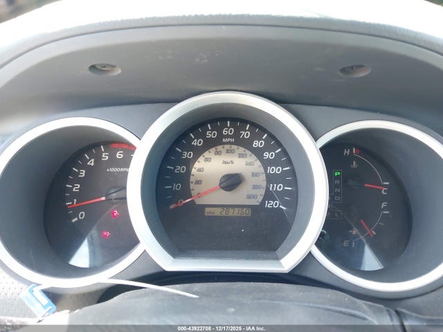 2005 Toyota TACOMA PRERUNNER V6 photo 7