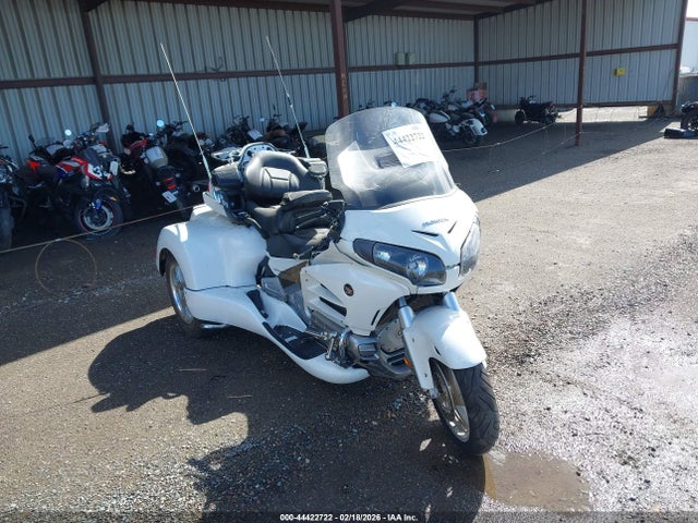 2012 HONDA GL1800 