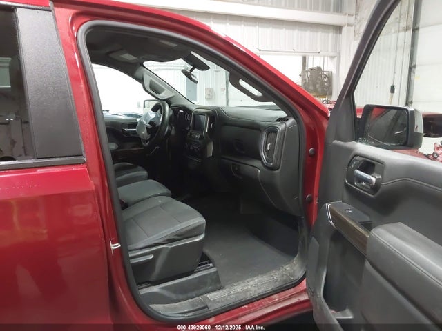 2021 Chevrolet SILVERADO 1500 4WD SHORT BED LT photo 5