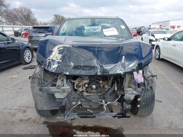 CHEVROLET COLORADO - 6