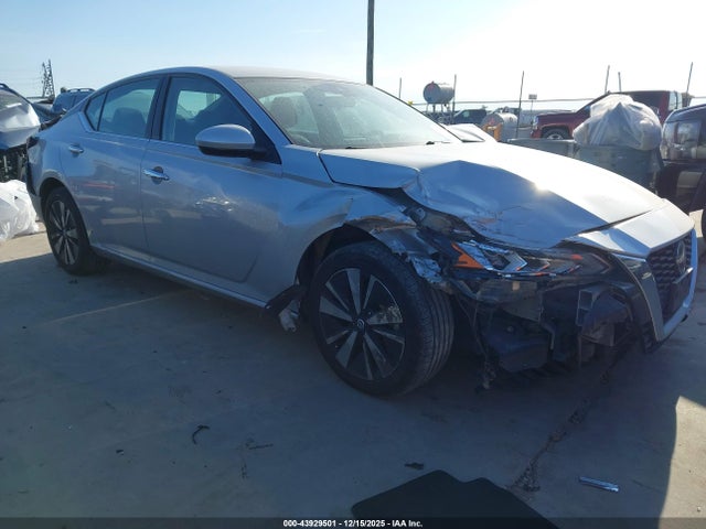 2021 NISSAN ALTIMA SV FWD