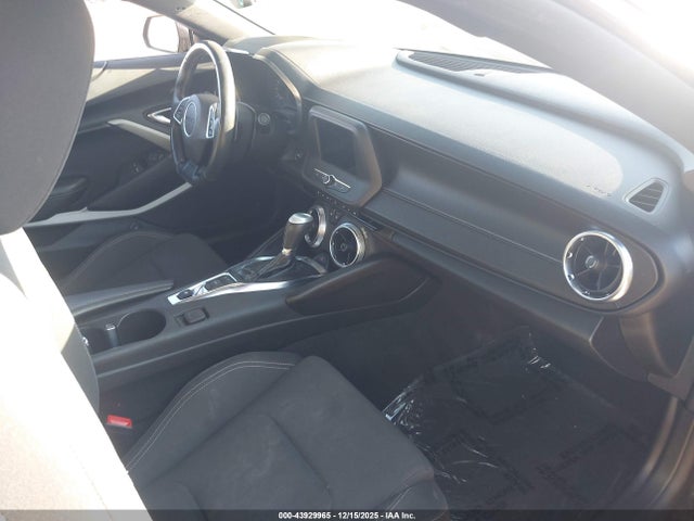 CHEVROLET CAMARO RWD 1LT - 5