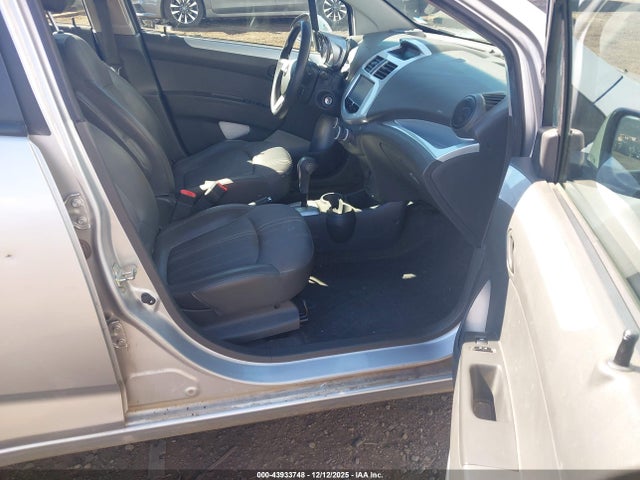 CHEVROLET SPARK 1LT AUTO - 5