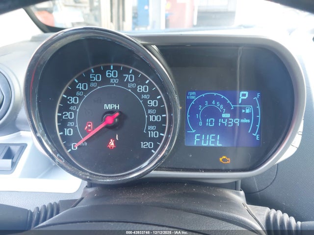 CHEVROLET SPARK 1LT AUTO - 7