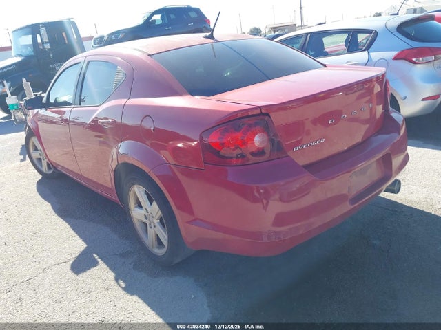 DODGE AVENGER SE - 3