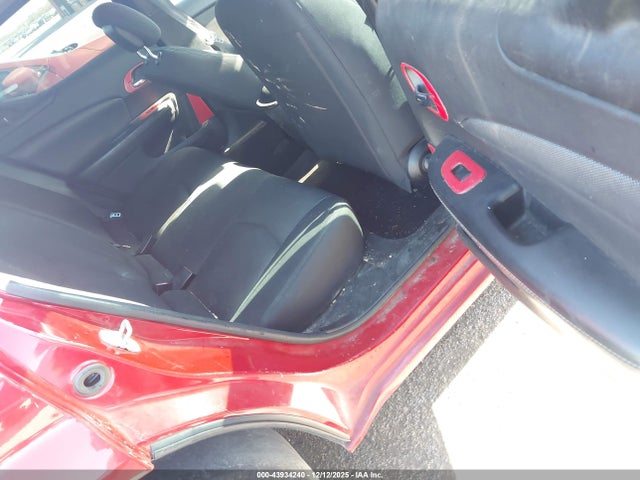 DODGE AVENGER SE - 8