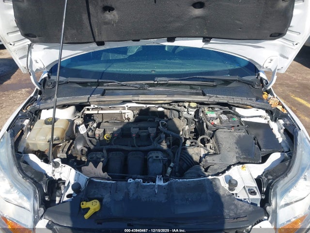 FORD FOCUS TITANIUM - 10