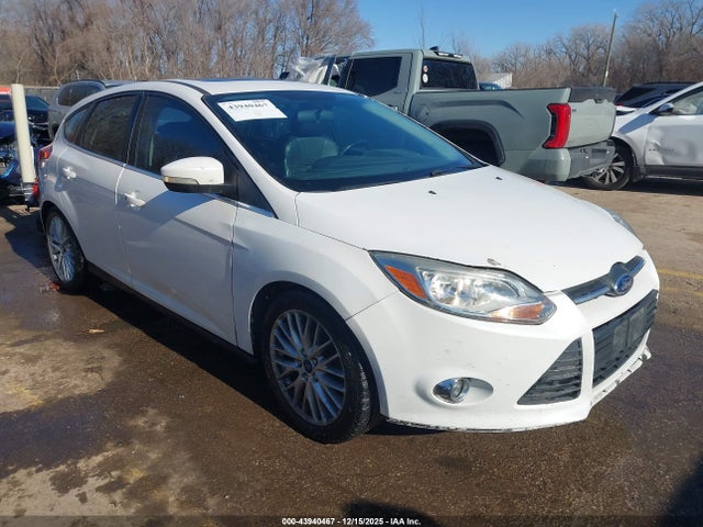 FORD FOCUS TITANIUM - 1