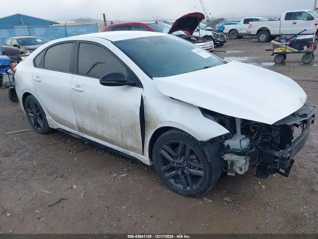 KIA FORTE GT-LINE - 1