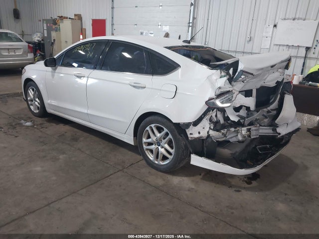 FORD FUSION SE - 3