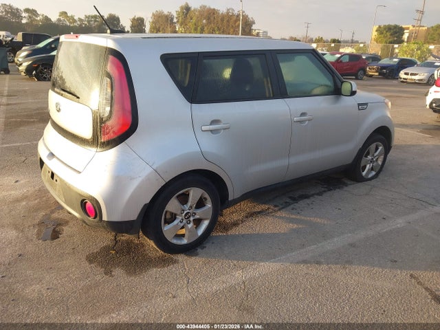KIA SOUL - 4