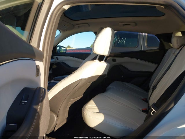 2021 FORD MUSTANG MACH-E PREMIUM 8