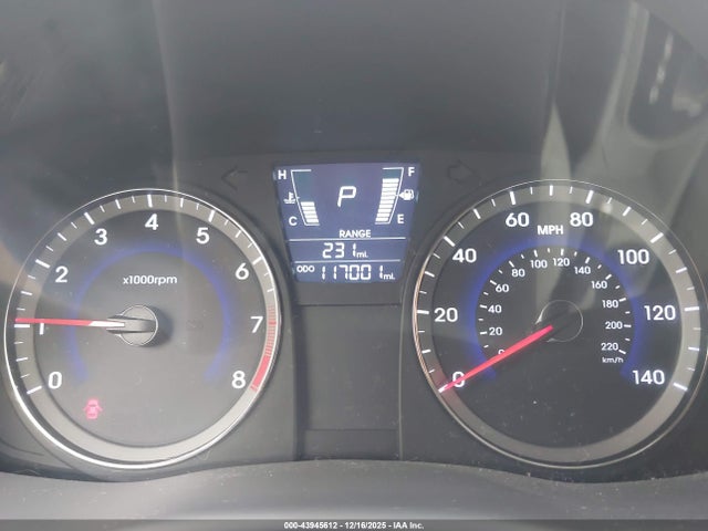 HYUNDAI ACCENT GLS - 7