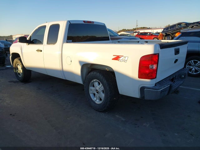 2009 Chevrolet SILVERADO 1500 LT 照片 3