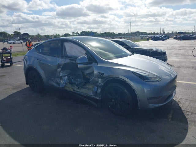 2024 TESLA MODEL Y LONG RANGE DUAL MOTOR ALL-WHEEL DRIVE