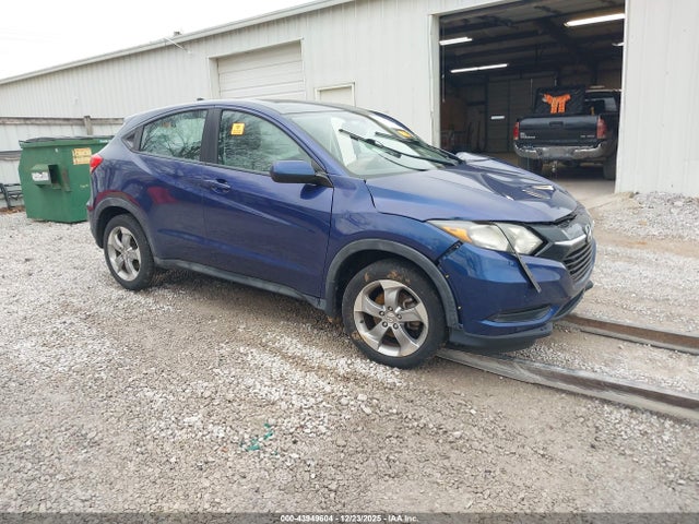 2017 HONDA HR-V LX