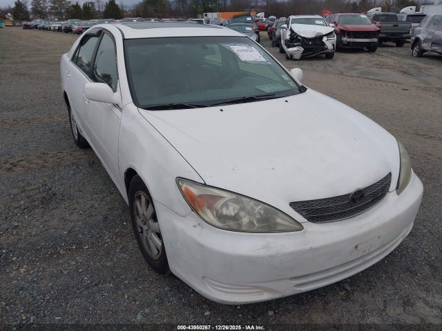 2002 TOYOTA CAMRY XLE V6