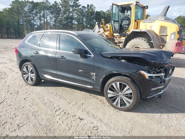 2022 VOLVO XC60 B5 INSCRIPTION