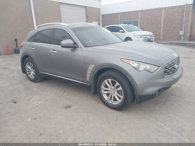 2011 INFINITI FX35 