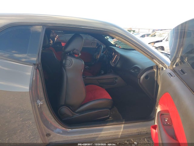 DODGE CHALLENGER - 5