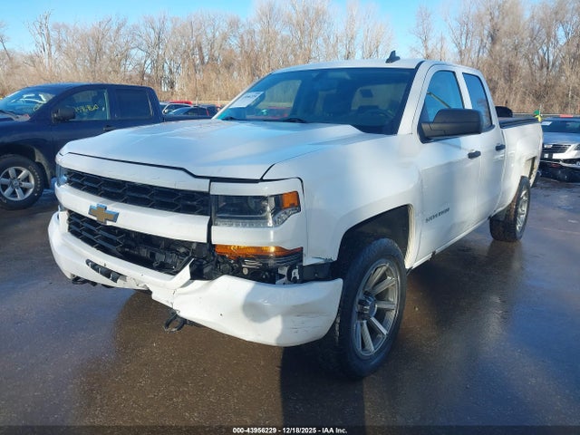 CHEVROLET SILVERADO 1500 CUSTOM - 2