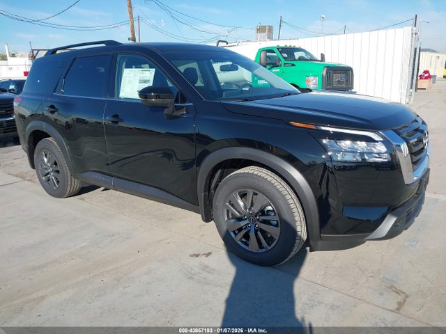 2025 NISSAN PATHFINDER SV 4WD