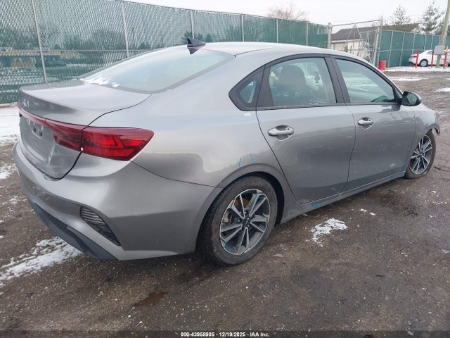 صورة 4 لـ 2024 KIA FORTE LXS